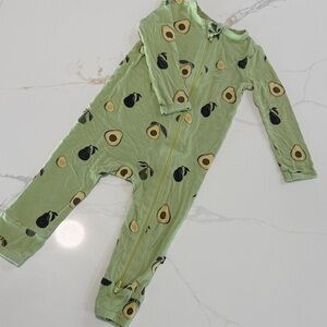 Kyte BABY Zip Pajamas 🥑 Green Avocado Pattern - Size 18-24 month